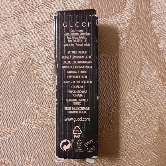 Gucci Rouge A Levres Satin Lip Color Lorna Dune 102 - Picture 2 of 4